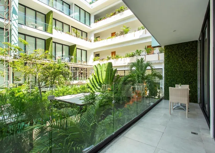 Lovely One Bedroom With Amazing Terrace View Appartement *